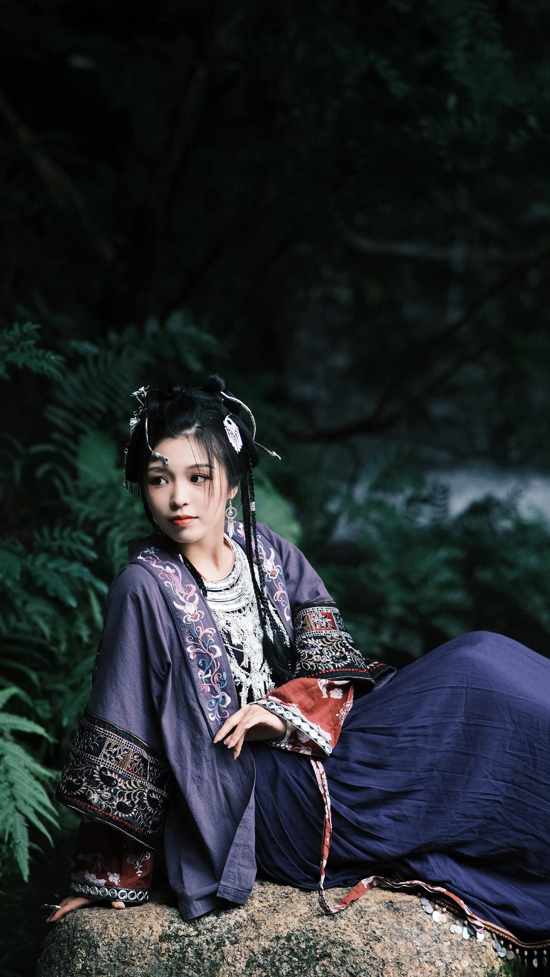 [YITUYU艺图语]2022.07.08 苗家姑娘 proyhine [28P]插图7